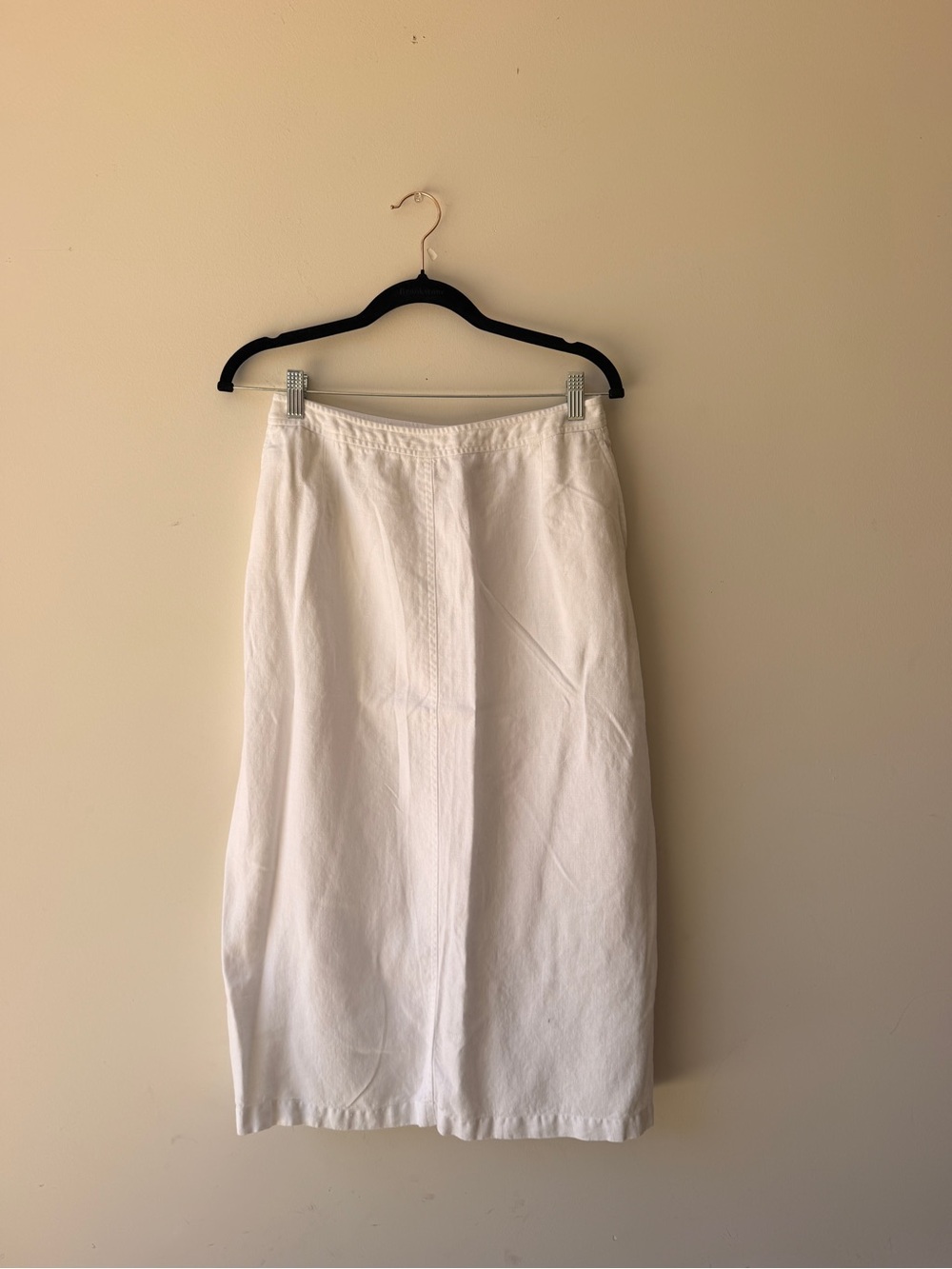 Vintage Jones New York White Midi Skirt - Straight Silhouette